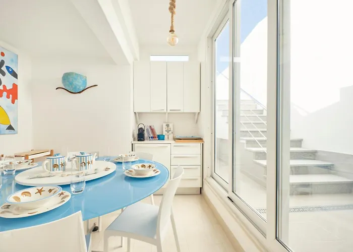 House Baleal Nyaraló *